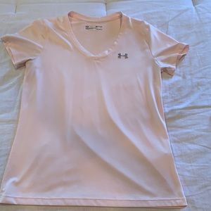 Women’s Small Under Armour workout top